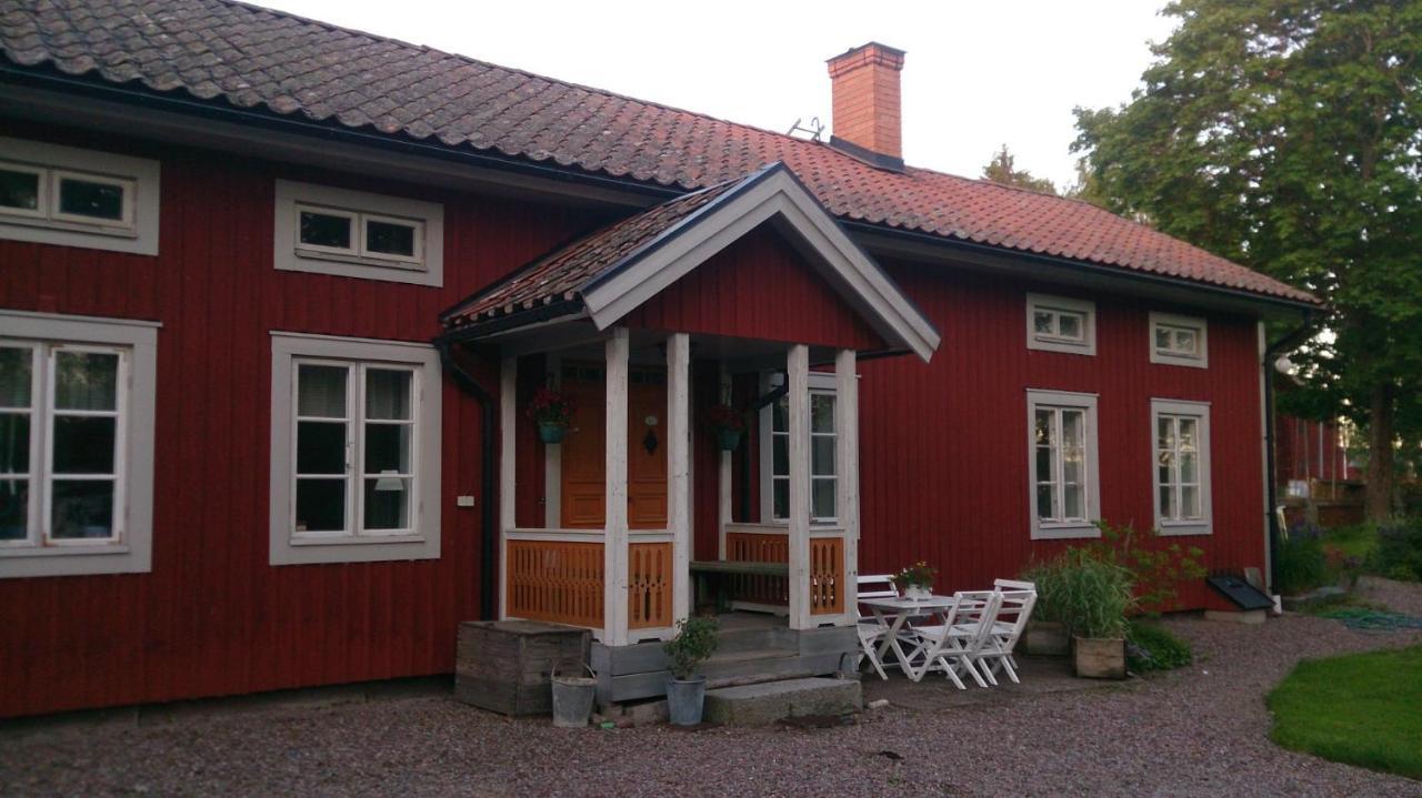 Roeda Stugan Hedemora 外观 照片